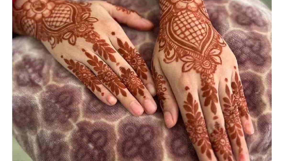 Stylish Back Hand Mehndi Designs