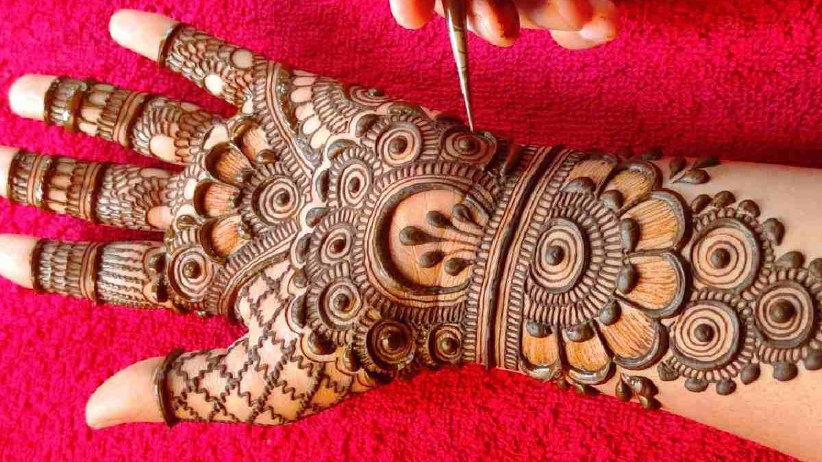 Easy Mehndi Design For Teej